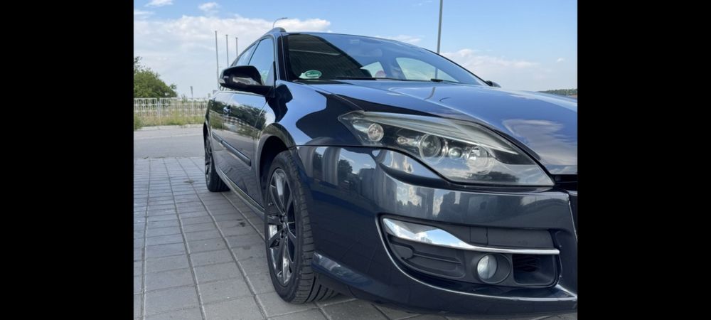 Авто Рено Лагуна3