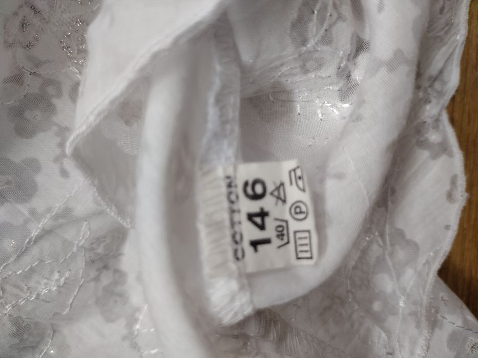 Elegancka bluzeczka 146