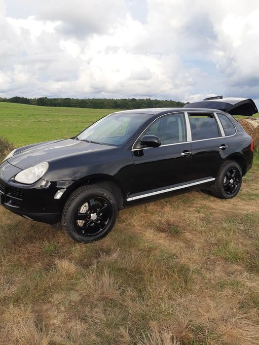 Porsche Cayenne Porsche Cayenne S , V8 , zwykłe zawieszenie