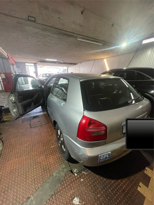 Audi A3 96 Gpl parado