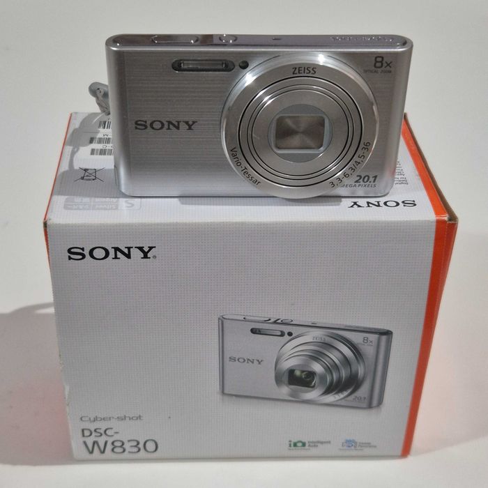 Sony Cybershot DSC-W830 - 20.1MP - Máquina fotográfica compacta