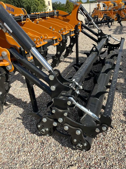 Pług dłutowy SPIDER 7G-300  Moro Aratri