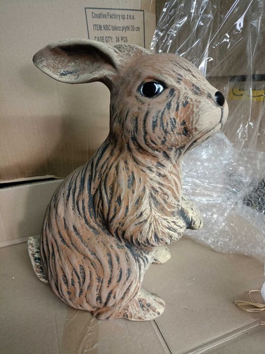 ozdoba zając stojący ceramiczny