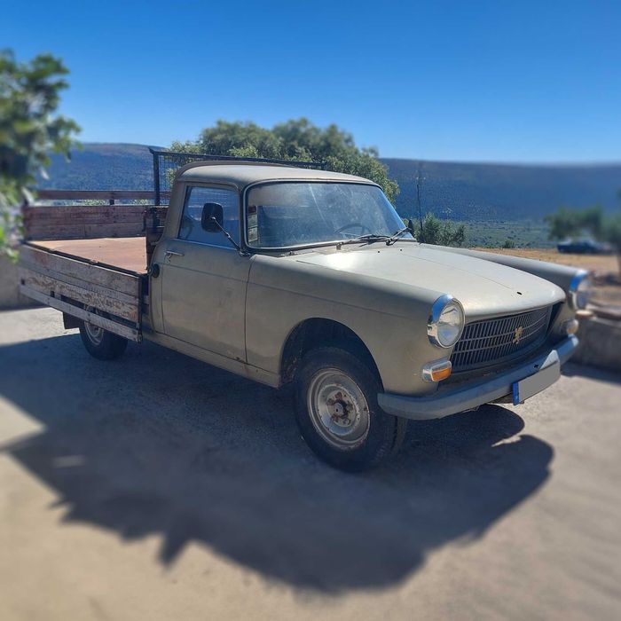 Peugeot 404 Open-Box Van