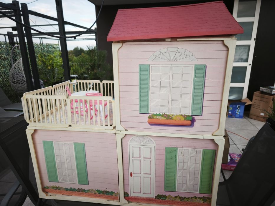 Domek dla lalek Barbie plus gratisy