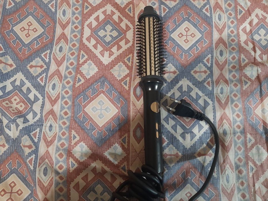 Curling iron brush