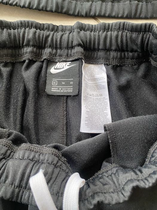 Чоловічий спортивний костюм Nike