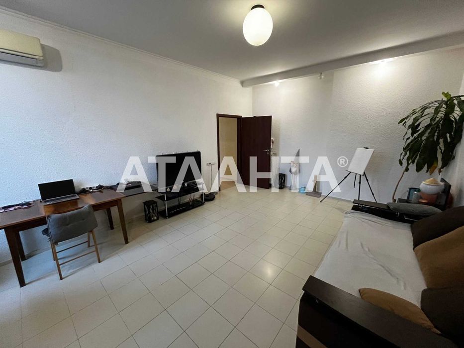 Стильна 2-кімнатна квартира біля моря, Французький бульвар