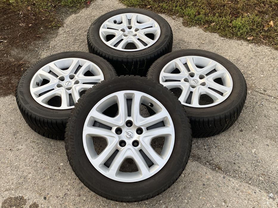 Koła felgi strukturalne 5x105 Opel Astra J K meriva Opony 205/55 r16