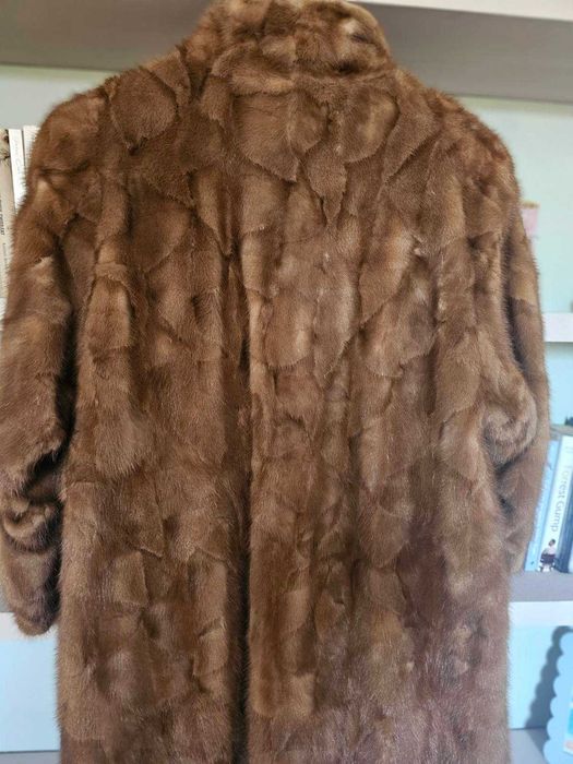 Futro z norek, SAGA MINK