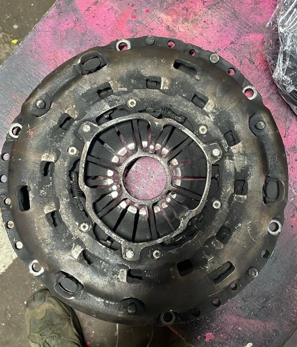 Разборка Toyota Hilux