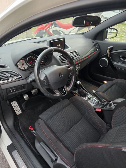 Renault Megane 3 RS 275