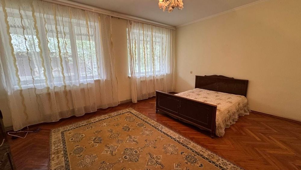 Просторий будинок з великою ділянкою 40сот.! Усі комунікації! 41084