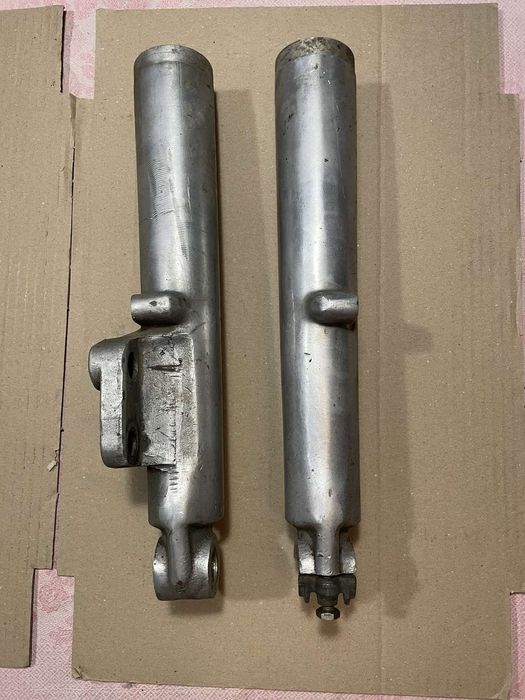 Стакани передньої вилки Harley Davidson