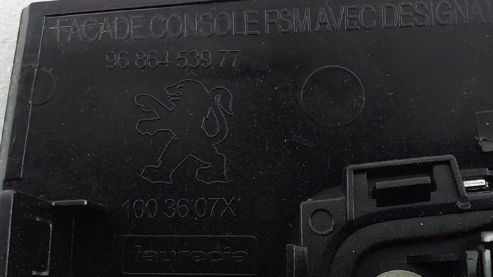 Moldura da consola central / rádio / aro PEUGEOT 508 SW
