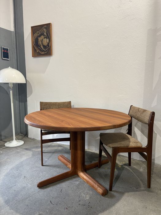 Skandynawski okrągły jadalniany stół C.J. Rosengaarden lite drewno vintage mid century 1960s