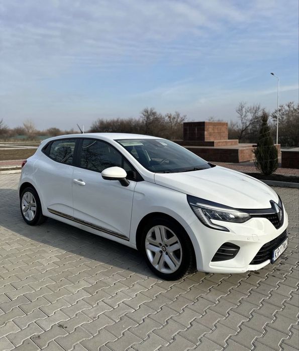 Продам машину Renault Clio 5 2020 рік