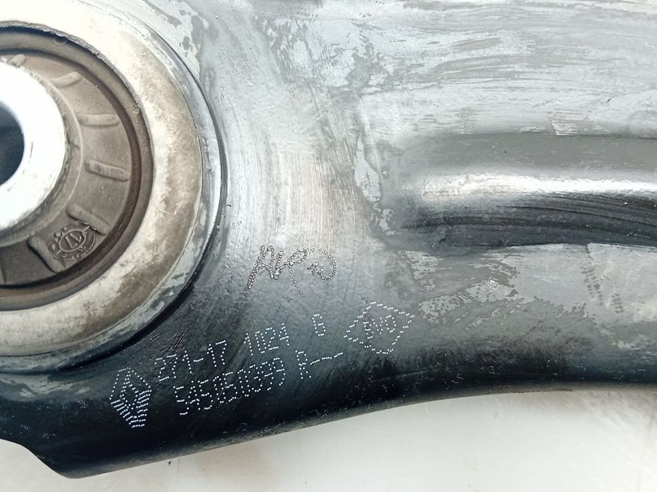 Braço de suspensão frente esquerdo RENAULT Zoe (BFM_)