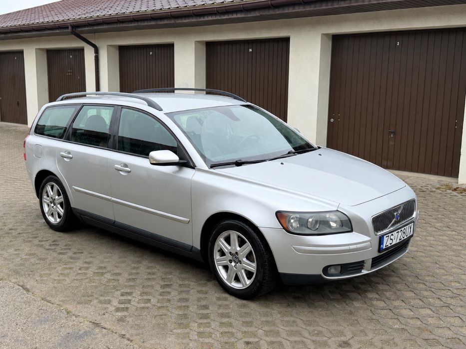 Volvo V50