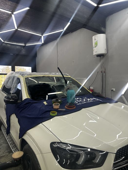 Тонування авто антихром поклейка плівкою авто