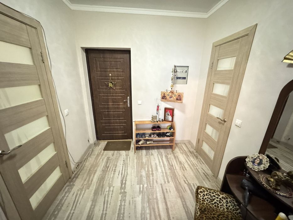 Продается 1ком.крупногабаритная кв( ЖК.РИВЬЕРА).