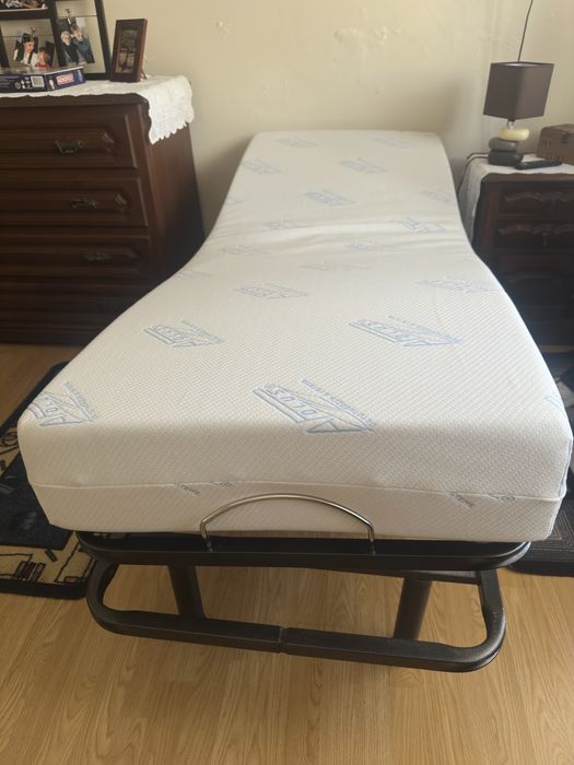 Cama Articulada com comando e apoio
