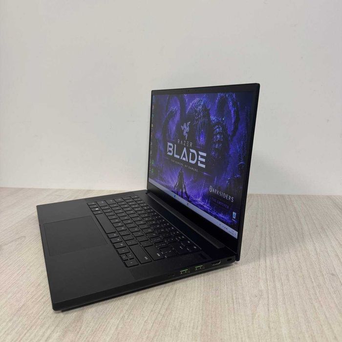 Razer Blade 15 RZ09-0410 2K 165Hz i7-11800H 16GB SSD 256GB RTX 3070