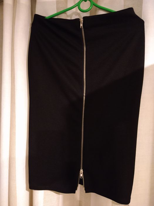 Spódnica ołówkowa czarna (g)