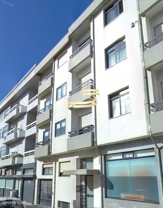 Apartamento T2 para Arrendamento em Espinho