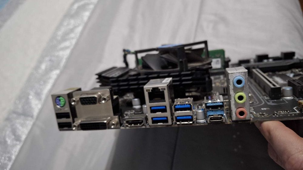 Kit Upgrade PC: Intel i5-7500 + MSI H270 PC MATE + 8GB DDR4