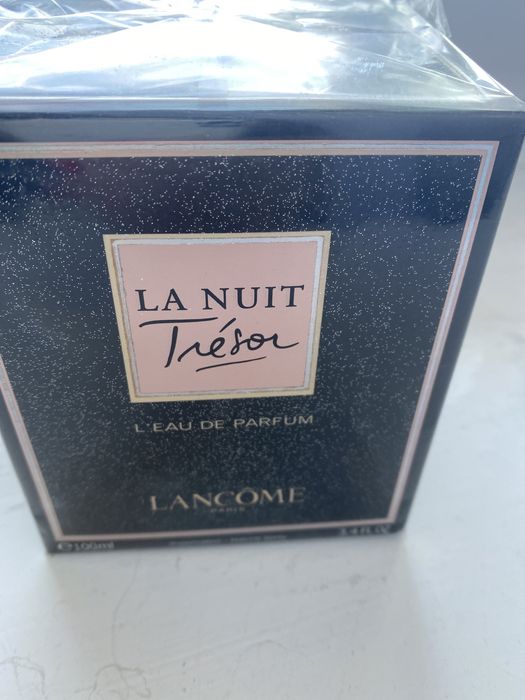 Жіночі парфуми la nuit tresor