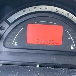 Vendo Citroën C3 2004 Completo! ,  O carro está parado há algum tempo e estou a ofrecer tal como esta.