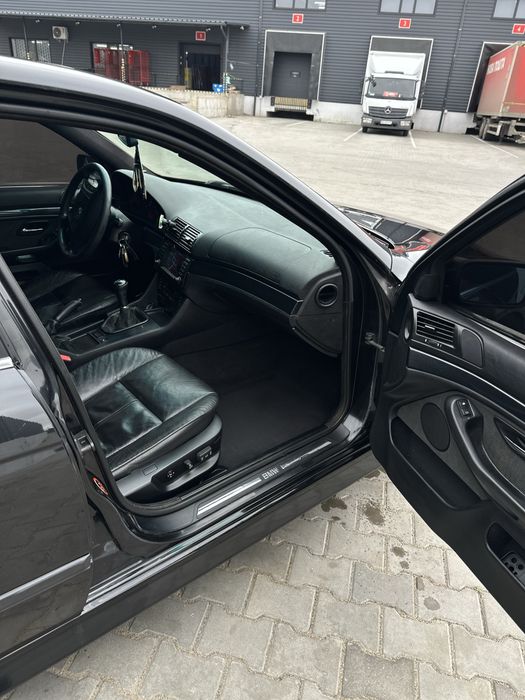 Продам BMW e39 M52