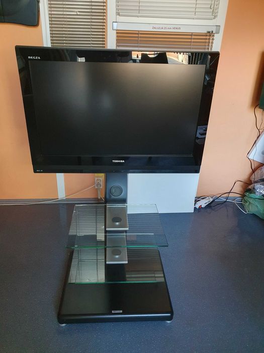 telewizor idealny dla starszej osoby - prosta obsługa