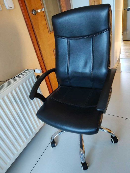 Fotel biurowy / Krzesło obrotowe