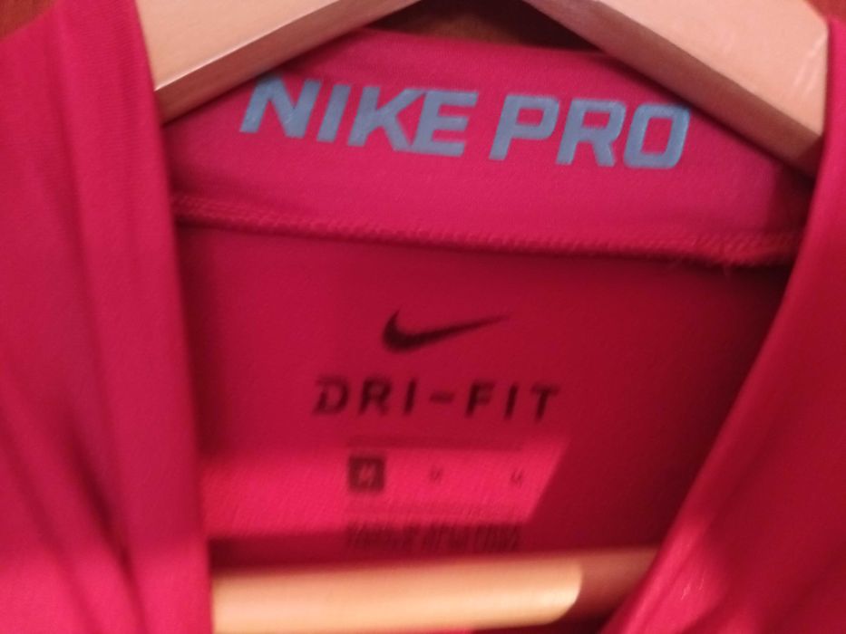 Camisa de Treino Gola Alta Nike PRO Dry Fit