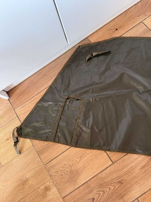 Fox Frontier II XL Deluxe Wrap sama podłoga i śledzie