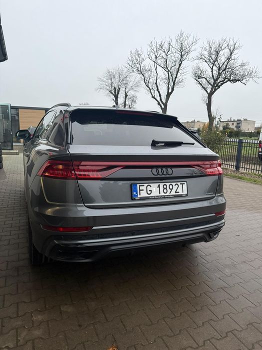 Wynajem Audi Q8 50TDI Sline krótko I długoterminowy