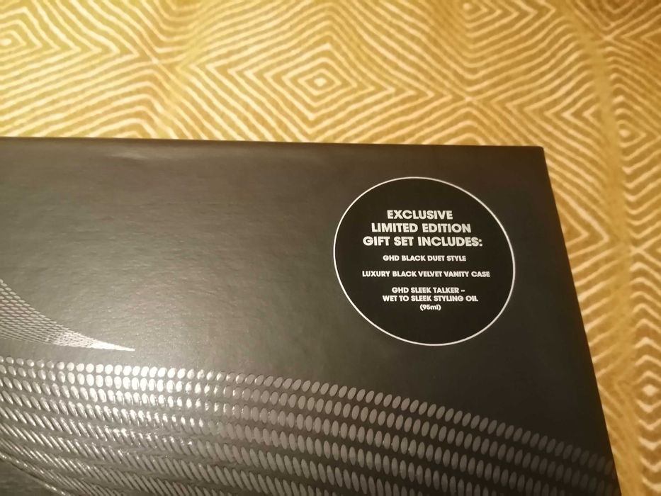 Prancha Ghd-coffret +óleo +estojo rígido de veludo preto o