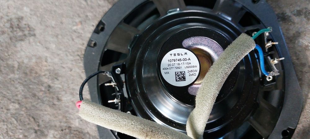 Продам динамік сабвуфера тесла М3