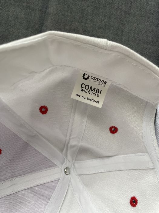 Футболка polo і кепка