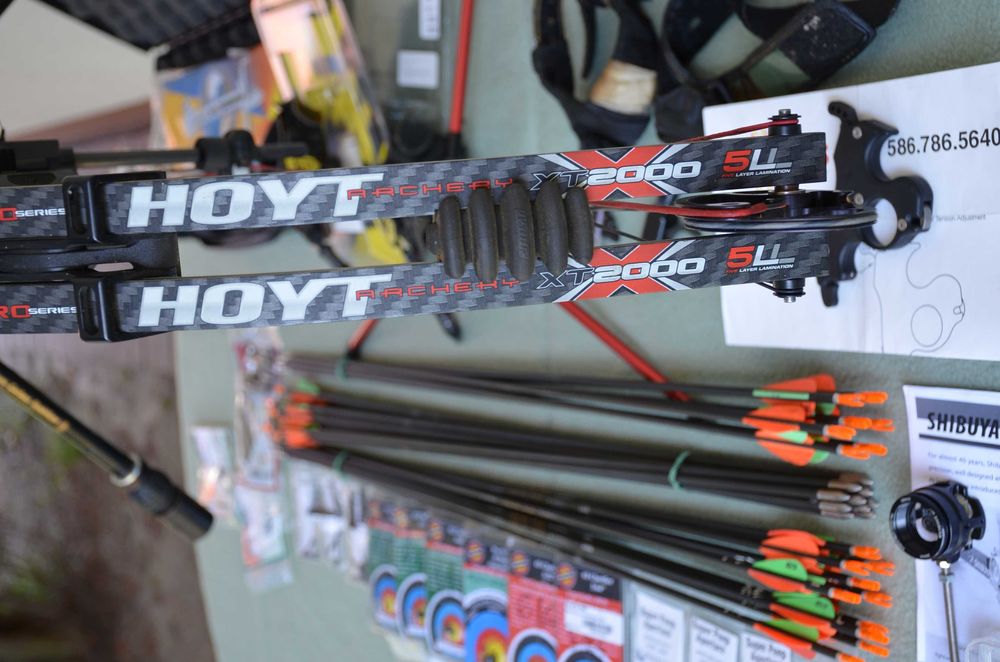 Łuk bloczkowy tarczowy Hoyt Vantage Elite Plus Pro Series zestaw kompl