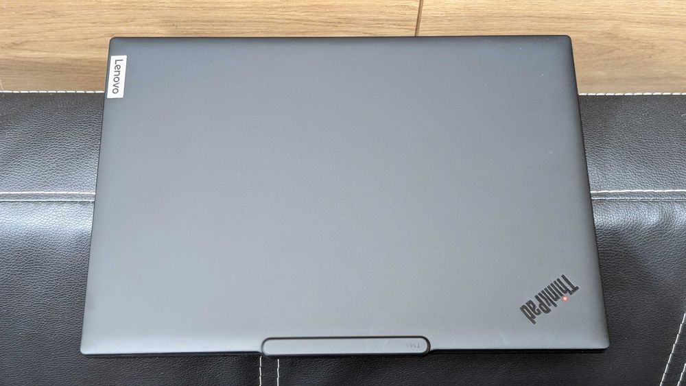 NEW Lenovo ThinkPad T14s Gen 5 14" Ultra 7 155U 14ядер 16Gb DDR5 512Gb