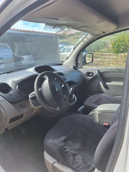 Renault Kangoo - Ano 2010