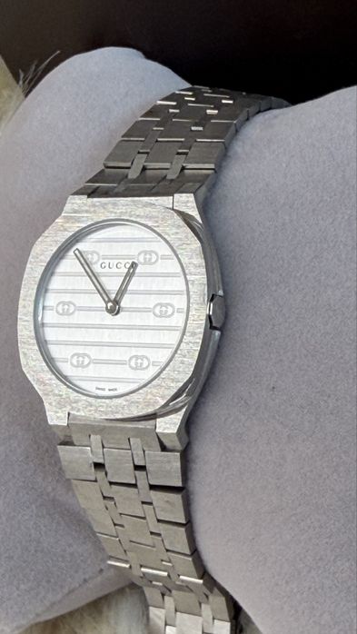 Gucci zegarek 25H
