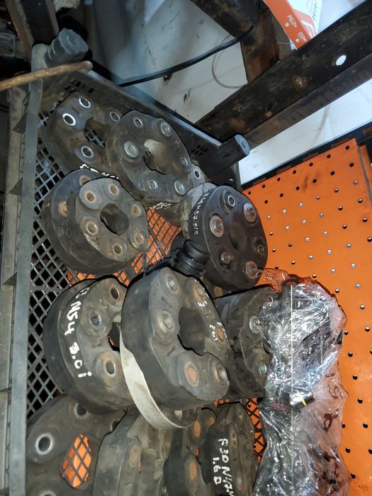 Еластична муфта БМВ. Муфта кардана BMW E53 E60 E65 E70 F10 F01 F30