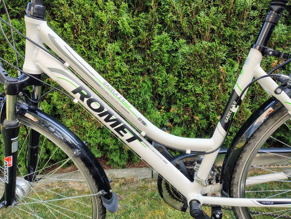 Rower Romet Gazela 2.0 LTD trekking line damski biały