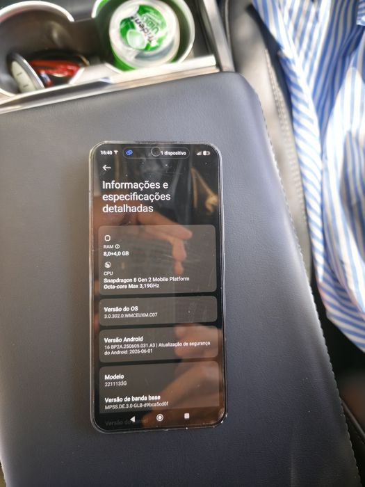 Xiaomi 13 5G (Versão Global) (não é o 13T é o 13 que é muito superior) com Carregador Original 67w -- Em excelente estado (SEM CAIXA)