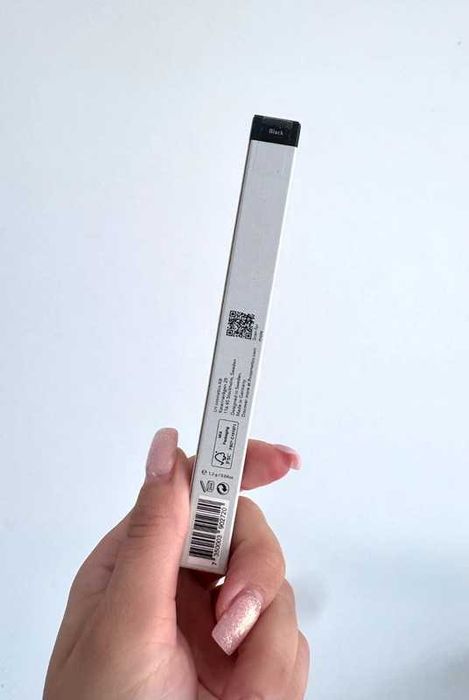 LH Cosmetics Kredka do oczu Kajal Pencil Eyeliner Black 1 g