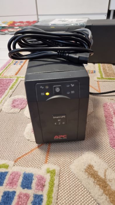 APC Smart-UPS SC 420 - Zasilacz awaryjny UPS